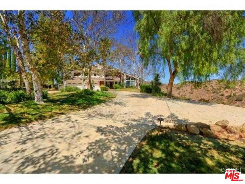 9 MUSTANG LN, BELL CANYON, CA 91307, photo 1 of 8