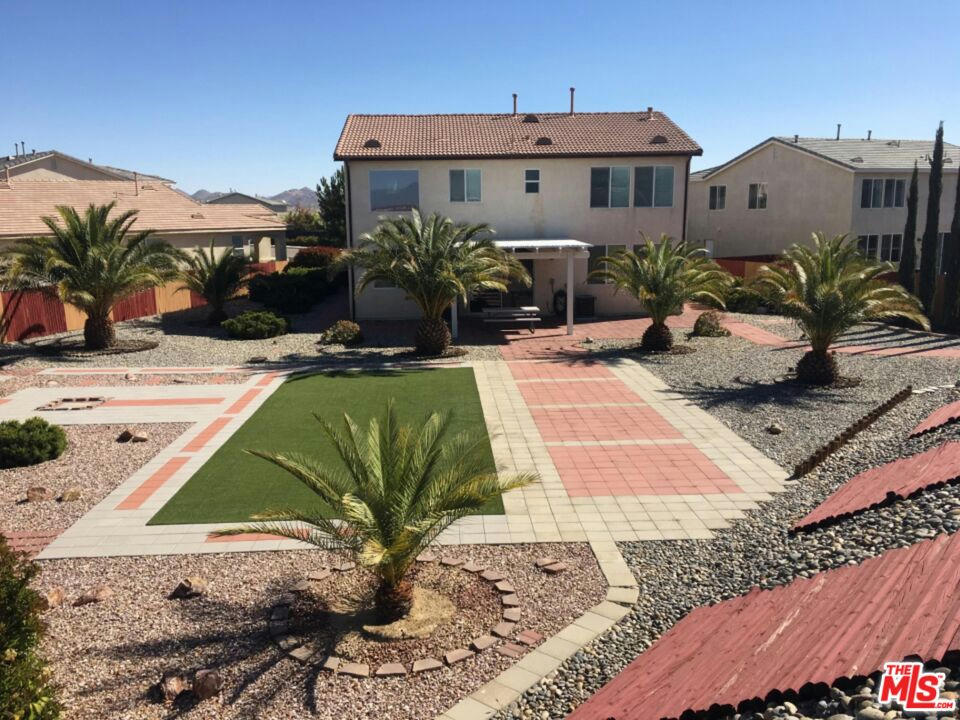 17633 HIGH MESA, VICTORVILLE, CA 92395, photo 1 of 26