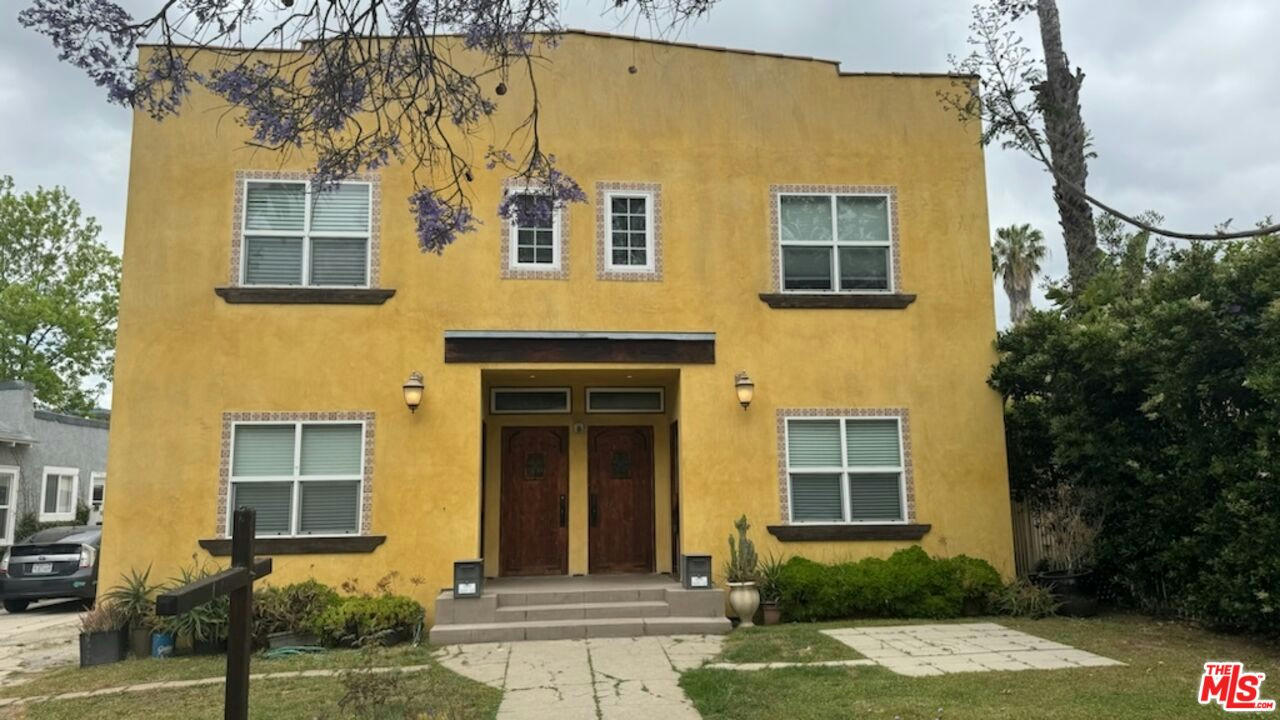 1033 N MARTEL AVE, WEST HOLLYWOOD, CA 90046, photo 1 of 17