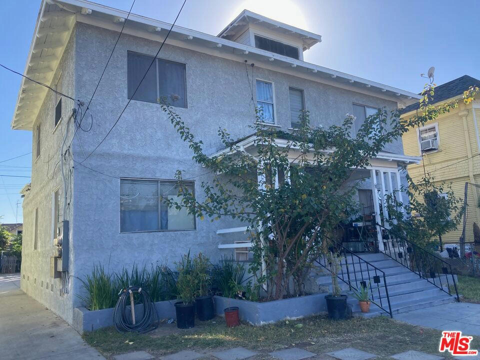 1256 W 22ND ST, LOS ANGELES, CA 90007, photo 1 of 9