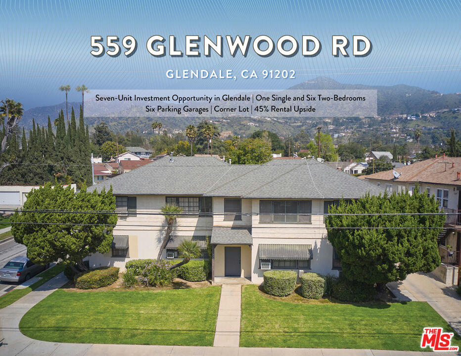 559 GLENWOOD RD, GLENDALE, CA 91202, photo 1 of 12